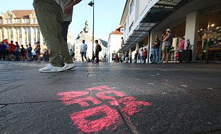 Im September trafen zuletzt eine Demonstration der AfD und eine Gegenkundgebung in der Paderborner Innenstadt aufeinander. - Rajkumar Mukherjee (Archivbild) Im September trafen zuletzt eine Demonstration der AfD und eine Gegenkundgebung in der Paderborner Innenstadt aufeinander. - Rajkumar Mukherjee (Archivbild)