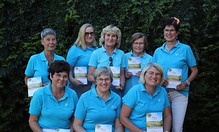Die Löhner Landfrauen mit ihrem neuen Programm. Hinten: Marita Wehmer (v. l.), Sonja Hohmeyer, Joanna Bonczyk, Rita Busch, Christiane Lindenschmidt. Vorne: Gaby Bröhenhorst (v. l.), Rita Güttler, Petra Grothe. - Jan Husmann Die Löhner Landfrauen mit ihrem neuen Programm. Hinten: Marita Wehmer (v. l.), Sonja Hohmeyer, Joanna Bonczyk, Rita Busch, Christiane Lindenschmidt. Vorne: Gaby Bröhenhorst (v. l.), Rita Güttler, Petra Grothe. - Jan Husmann