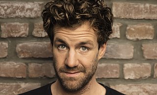 Luke Mockridge kommt mit seinem Programm "Trippy" am kommenden Wochenende nach Beverungen in die Stadthalle. - Thomas Rabsch Luke Mockridge kommt mit seinem Programm "Trippy" am kommenden Wochenende nach Beverungen in die Stadthalle. - Thomas Rabsch