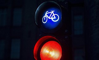 Der Radfahrer machte im Sattel seine eigenen Regeln. (Symbolbild) - Pixabay Der Radfahrer machte im Sattel seine eigenen Regeln. (Symbolbild) - Pixabay