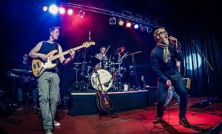 Auch die Band Automatic People tritt auf. - René van der Voorden Auch die Band Automatic People tritt auf. - René van der Voorden