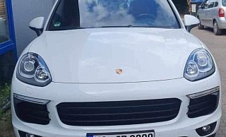Das Auto des Unternehmers wurde dank eines Zeugenhinweises gefunden. - Polizei Das Auto des Unternehmers wurde dank eines Zeugenhinweises gefunden. - Polizei