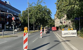 Auf der Freiheit in Richtung Bahnhof ist ein Fahrstreifen gesperrt. - Stadt Herford Auf der Freiheit in Richtung Bahnhof ist ein Fahrstreifen gesperrt. - Stadt Herford