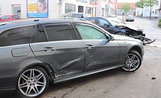 An der Kreuzung Marktstraße/Gossenstraße kommt es am Sonntag zu dem Unfall. - Polizei Höxter An der Kreuzung Marktstraße/Gossenstraße kommt es am Sonntag zu dem Unfall. - Polizei Höxter