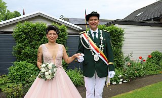 Die Westenholzer Majestäten Thomas und Simone Brunnert. - Regina Brucksch Die Westenholzer Majestäten Thomas und Simone Brunnert. - Regina Brucksch