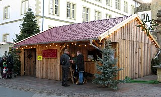 Die Holzhütte, die die lebendige Krippe beherbergte, ist in die Jahre gekommen und müsste ersetzt werden. - Appelbaum/NW-Archiv Die Holzhütte, die die lebendige Krippe beherbergte, ist in die Jahre gekommen und müsste ersetzt werden. - Appelbaum/NW-Archiv