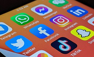 In Lübbecker Facebook-Gruppen wurde eine Schul-Mail gepostet, die gar nicht zur Veröffentlichung freigegeben war. Reaktionen ließen nicht lange auf sich warten. - Pixabay In Lübbecker Facebook-Gruppen wurde eine Schul-Mail gepostet, die gar nicht zur Veröffentlichung freigegeben war. Reaktionen ließen nicht lange auf sich warten. - Pixabay