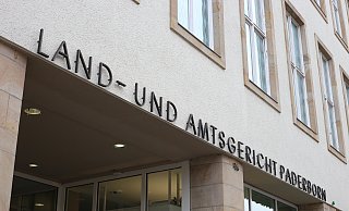 David O. hat sich des räuberischen Diebstahls schuldig gemacht, befinden die Richter am Paderborner Landgericht. - Niklas Tüns David O. hat sich des räuberischen Diebstahls schuldig gemacht, befinden die Richter am Paderborner Landgericht. - Niklas Tüns