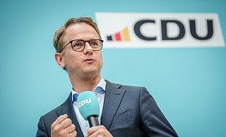 Carsten Linnemann ist Generalsekretär der Bundes-CDU. Er ist als Bundestagsbgeordneter im Wahlkreis Paderborn gewählt und stammt ursprünglich aus Schwaney. - Kay Nietfeld Carsten Linnemann ist Generalsekretär der Bundes-CDU. Er ist als Bundestagsbgeordneter im Wahlkreis Paderborn gewählt und stammt ursprünglich aus Schwaney. - Kay Nietfeld