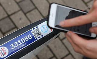 App laden, einscannen, ausleihen: Knapp drei Jahre ist das neue Mietfahrradsystem namens Oeynrad in Betrieb. Ende August aber ist Schluss. - Ulf Hanke App laden, einscannen, ausleihen: Knapp drei Jahre ist das neue Mietfahrradsystem namens Oeynrad in Betrieb. Ende August aber ist Schluss. - Ulf Hanke