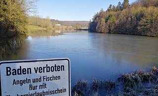 Der idyllische Nethestausee verlandet. Den Fischen bleibt immer weniger Raum. - Burkhard Battran Der idyllische Nethestausee verlandet. Den Fischen bleibt immer weniger Raum. - Burkhard Battran