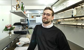 Lasse Haverland hat schon als Küchenchef im Café Ankoné gearbeitet. Jetzt startet er mit seinem eigenen Restaurant. - Andreas Frücht Lasse Haverland hat schon als Küchenchef im Café Ankoné gearbeitet. Jetzt startet er mit seinem eigenen Restaurant. - Andreas Frücht