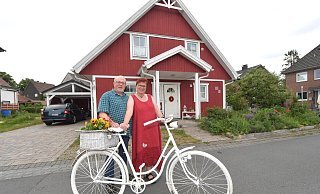 Hans und Doris Diekmann haben das einzige original Schwedenhaus in Gütersloh. - Jens Dünhölter Hans und Doris Diekmann haben das einzige original Schwedenhaus in Gütersloh. - Jens Dünhölter