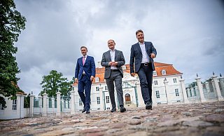Die Spitzen der Ampel-Parteien befinden sich in unruhigem Fahrwasser. - Michael Kappeler Die Spitzen der Ampel-Parteien befinden sich in unruhigem Fahrwasser. - Michael Kappeler