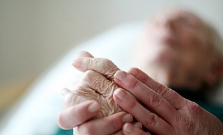 Die Impfpflicht für Beschäftigte in der Pflege und in Krankenhäusern soll im nächsten Jahr kommen. - Patrick Menzel Die Impfpflicht für Beschäftigte in der Pflege und in Krankenhäusern soll im nächsten Jahr kommen. - Patrick Menzel