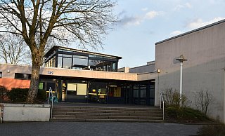 Der Borgholzhausener Standort der kreiseigenen PAB-Gesamtschule hat zu viele Anmeldungen - 28 Kinder sollen nun nach Werther pendeln. - Birgit Nolte Der Borgholzhausener Standort der kreiseigenen PAB-Gesamtschule hat zu viele Anmeldungen - 28 Kinder sollen nun nach Werther pendeln. - Birgit Nolte