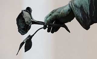 Trauer um Hövelhofs ehemaligen Verwaltungsdirektor. (Symbolbild) - Pixabay/stux Trauer um Hövelhofs ehemaligen Verwaltungsdirektor. (Symbolbild) - Pixabay/stux