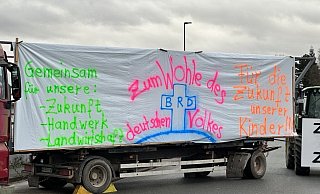 Große Fahrzeuge werden am Montag bei der Sternfahrt in und um Höxter erwartet. - x Große Fahrzeuge werden am Montag bei der Sternfahrt in und um Höxter erwartet. - x
