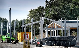 Am Dienstag hat das Verwaltungsgericht in Minden mitgeteilt: Der Baustopp für die SL Riding Ranch der Gütersloher Unternehmerin Barbara Hagedorn ist bis auf weiteres rechtskräftig. - Andreas Frücht Am Dienstag hat das Verwaltungsgericht in Minden mitgeteilt: Der Baustopp für die SL Riding Ranch der Gütersloher Unternehmerin Barbara Hagedorn ist bis auf weiteres rechtskräftig. - Andreas Frücht