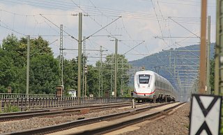 ICE-Trasse durch OWL - Ausbau oder Neubau? - Ulf Hanke ICE-Trasse durch OWL - Ausbau oder Neubau? - Ulf Hanke
