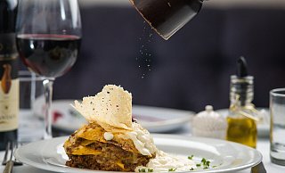 Entgangene Gaumenfreuden: Der ehemalige Besitzer des Restaurants Fabrick an der Carl-Bertelsmann-Straße verspricht, dass seine Kunden Gutscheine erstattet bekommen. - Pixabay Entgangene Gaumenfreuden: Der ehemalige Besitzer des Restaurants Fabrick an der Carl-Bertelsmann-Straße verspricht, dass seine Kunden Gutscheine erstattet bekommen. - Pixabay
