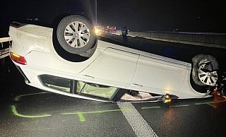 Bei einem Unfall auf der A30 bei Kirchlengern hat sich ein Auto überschlagen. - Polizei Bielefeld Bei einem Unfall auf der A30 bei Kirchlengern hat sich ein Auto überschlagen. - Polizei Bielefeld