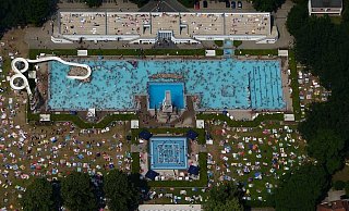 Der Freibadbesuch in Bielefeld wird teurer. - Detlef Wittig Der Freibadbesuch in Bielefeld wird teurer. - Detlef Wittig