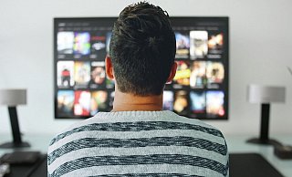 Im November starten viele schaurige und spannende Serien bei Netflix und Co. - Pixabay Im November starten viele schaurige und spannende Serien bei Netflix und Co. - Pixabay