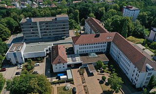 Das Krankenhaus an der Wielandstraße soll durch einen Neubau ersetzt werden. Dort sollen dann die Auguste-Viktoria-Klinik und das Allgemeinkranenhaus zusammengeführt werden. - Jürgen Krüger Das Krankenhaus an der Wielandstraße soll durch einen Neubau ersetzt werden. Dort sollen dann die Auguste-Viktoria-Klinik und das Allgemeinkranenhaus zusammengeführt werden. - Jürgen Krüger