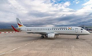 Diese 100-sitzige Maschine vom Typ Embraer 190 fliegt aktuell von Paderborn nach Westerland. - German Airways Diese 100-sitzige Maschine vom Typ Embraer 190 fliegt aktuell von Paderborn nach Westerland. - German Airways