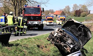 Am Fahrzeug entstand durch den Unfall zwischen Brakel-Bellersen und Bredenborn Totalschaden. - David Schellenberg Am Fahrzeug entstand durch den Unfall zwischen Brakel-Bellersen und Bredenborn Totalschaden. - David Schellenberg