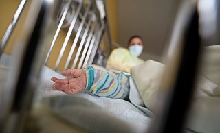 An den Feiertagen öffnen mehrere Praxen ihre Türen, um die Notfallversorgung für Kinder sicherzustellen. - Marijan Murat An den Feiertagen öffnen mehrere Praxen ihre Türen, um die Notfallversorgung für Kinder sicherzustellen. - Marijan Murat