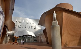 Die zukünftigen Ausrichtung des Museums Marta wirft bei den kleineren Fraktionen im Stadtrat Fragen auf. - Frank-Michael Kiel-Steinkamp Die zukünftigen Ausrichtung des Museums Marta wirft bei den kleineren Fraktionen im Stadtrat Fragen auf. - Frank-Michael Kiel-Steinkamp