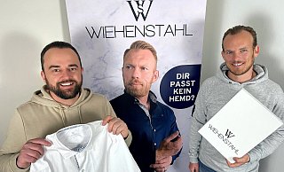 Maßarbeit: Thomas Bohnenkamp (l.) und René Ruschmeier sind mit ihrem Modelabel "Wiehenstahl" auf Erfolgskurs. - Wiehenstahl Maßarbeit: Thomas Bohnenkamp (l.) und René Ruschmeier sind mit ihrem Modelabel "Wiehenstahl" auf Erfolgskurs. - Wiehenstahl