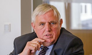 Karl-Josef Laumann ist Arbeits-, Gesundheits- und Sozialminister in NRW und gilt als "soziales Gewissen" der CDU. - Andreas Zobe Karl-Josef Laumann ist Arbeits-, Gesundheits- und Sozialminister in NRW und gilt als "soziales Gewissen" der CDU. - Andreas Zobe