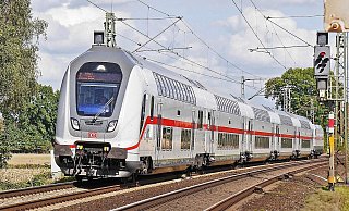 Wieder kam es im einem Zug zu einer sexuellen Belästigung. Eine 27-jährige Bielefelder schubste den Übeltäter von sich. - Symbolfoto: pixabay / Creative Commons Wieder kam es im einem Zug zu einer sexuellen Belästigung. Eine 27-jährige Bielefelder schubste den Übeltäter von sich. - Symbolfoto: pixabay / Creative Commons