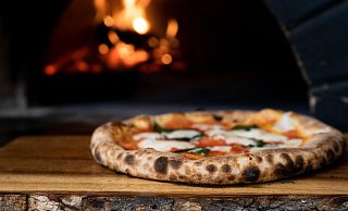 Richtig gute Pizzen gibt es nur in Italien? Falsch. Auch in der Bielefelder City. Das sagen italienische Pizzatester. - Symbolbild: Unsplash Richtig gute Pizzen gibt es nur in Italien? Falsch. Auch in der Bielefelder City. Das sagen italienische Pizzatester. - Symbolbild: Unsplash