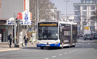 Wenn der neue Fahrplan in Kraft tritt, soll das viele Verbesserungen für die Fahrgäste mit neuen Linienführungen zur Folge haben. - Niklas Tüns Wenn der neue Fahrplan in Kraft tritt, soll das viele Verbesserungen für die Fahrgäste mit neuen Linienführungen zur Folge haben. - Niklas Tüns