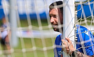 DSC-Coach Mitch Kniat hat im Trainingslager sehr genau beobachtet, welche Spieler sich aufdrängen. - Oliver Krato DSC-Coach Mitch Kniat hat im Trainingslager sehr genau beobachtet, welche Spieler sich aufdrängen. - Oliver Krato