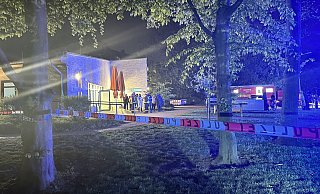 Menschen aus dem Wohnkomplex konnten im angrenzenden Begegnungszentrum Unterschlupf finden. MT-Foto: - Patrick Schwemling Menschen aus dem Wohnkomplex konnten im angrenzenden Begegnungszentrum Unterschlupf finden. MT-Foto: - Patrick Schwemling