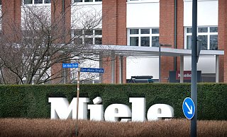 Bei Miele in Gütersloh haben die Gespräche zwischen der Geschäftsleitung und der großen Tarifkommission begonnen. - Andreas Frücht Bei Miele in Gütersloh haben die Gespräche zwischen der Geschäftsleitung und der großen Tarifkommission begonnen. - Andreas Frücht