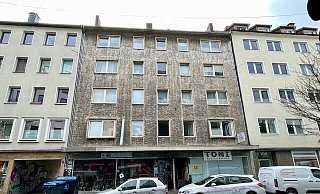 Die Feuerwehr musste am Montagmorgen zu einem Brand in der Bielefelder Innenstadt ausrücken. Tagsüber musste noch gelüftet werden. - Peter Unger Die Feuerwehr musste am Montagmorgen zu einem Brand in der Bielefelder Innenstadt ausrücken. Tagsüber musste noch gelüftet werden. - Peter Unger