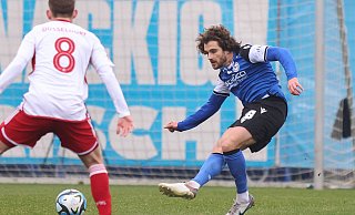 Arminia Winter-Neuzugang Mael Corboz durfte gegen Fortuna Düsseldorf erstmals von Beginn an auflaufen. - Oliver Krato Arminia Winter-Neuzugang Mael Corboz durfte gegen Fortuna Düsseldorf erstmals von Beginn an auflaufen. - Oliver Krato