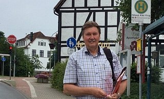Der SPD-Bundestagskandidat Jürgen Berghahn besucht Helpup. - Privat Der SPD-Bundestagskandidat Jürgen Berghahn besucht Helpup. - Privat