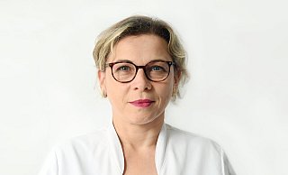 Ioana-Dominique Moise wird nach dem Weggang von Manfred Hilscher die Klinik für Frauenheilkunde und Geburtshilfe leiten. - Klinikum Herford Ioana-Dominique Moise wird nach dem Weggang von Manfred Hilscher die Klinik für Frauenheilkunde und Geburtshilfe leiten. - Klinikum Herford