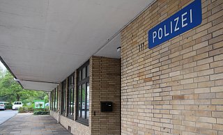 Das Dienstgebäude der Polizei an der Elbeallee ist Sitz der Bezirksbeamten und Anlaufstelle der Streifenwagenbesatzungen. - Silke Kröger Das Dienstgebäude der Polizei an der Elbeallee ist Sitz der Bezirksbeamten und Anlaufstelle der Streifenwagenbesatzungen. - Silke Kröger