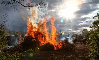 Neben den Osterfeuern stehen weitere Feiern und Feste in Hiddenhausen an. - Yvonne Gottschlich Neben den Osterfeuern stehen weitere Feiern und Feste in Hiddenhausen an. - Yvonne Gottschlich