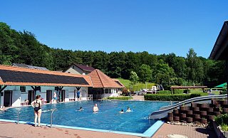 Maximal 450 Gäste können das Pr. Oldendorfer Freibad besuchen. - Michael Grundmeier Maximal 450 Gäste können das Pr. Oldendorfer Freibad besuchen. - Michael Grundmeier
