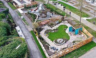 Die Galerie-Gärten bei der Höxteraner Landesgartenschau: Wie viele Besucherinnen und Besucher kann die Schau in Höxter an diesem Wochenende noch anziehen? - Thomas Kube Die Galerie-Gärten bei der Höxteraner Landesgartenschau: Wie viele Besucherinnen und Besucher kann die Schau in Höxter an diesem Wochenende noch anziehen? - Thomas Kube