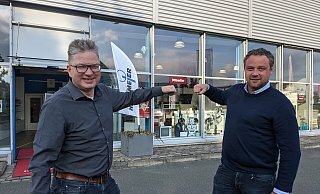 Wollen den Standort Holunderstraße als Top-Adresse für hochwertige Haushaltsgeräte, Elektroartikel und -installationen ausbauen: Klaus Hansmeier (l.) und André Bücker. - Hansmeier Wollen den Standort Holunderstraße als Top-Adresse für hochwertige Haushaltsgeräte, Elektroartikel und -installationen ausbauen: Klaus Hansmeier (l.) und André Bücker. - Hansmeier